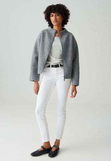 Узкие джинсы