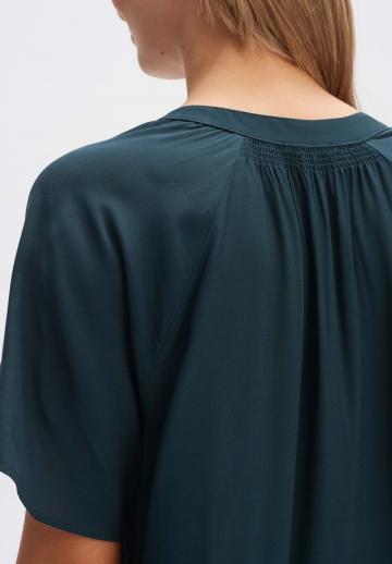 Короткое платье