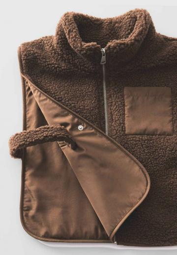 Пуховой жилет