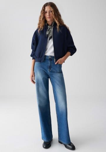 Свободные джинсы