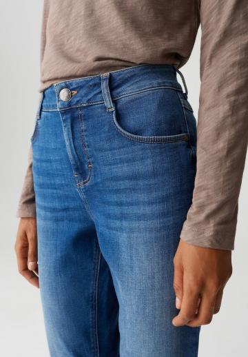 Прямые джинсы