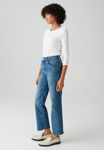 Короткие джинсы