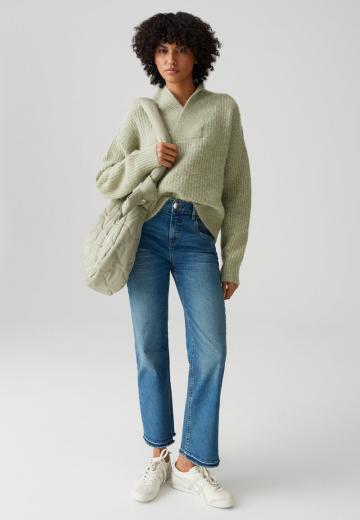 Короткие джинсы