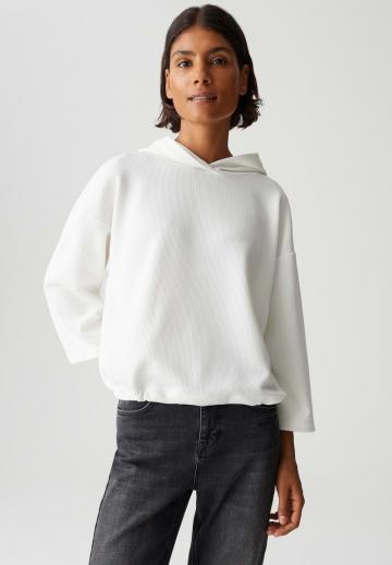 Пуловер с капюшоном