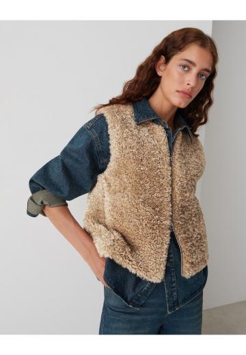 Пуховой жилет