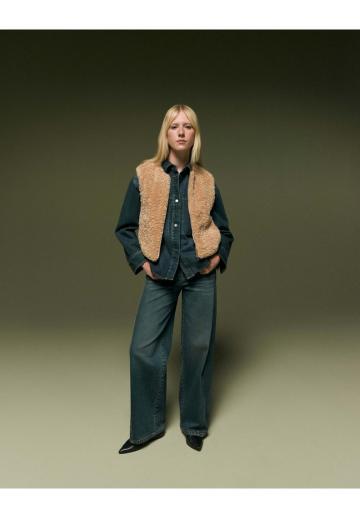 Пуховой жилет