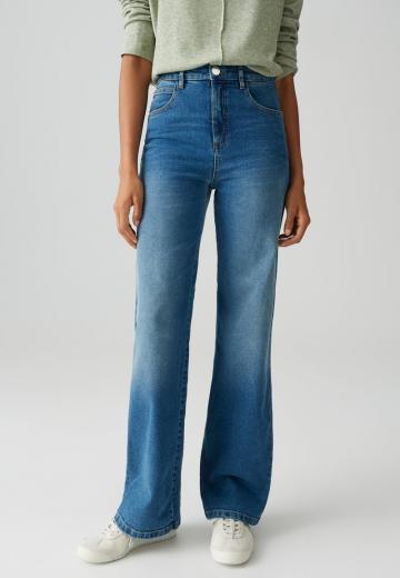 Прямые джинсы
