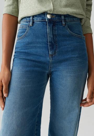 Прямые джинсы