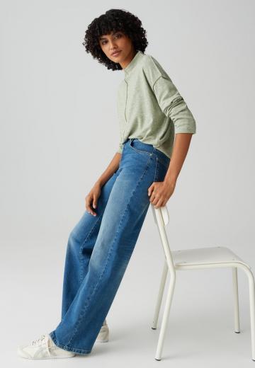 Прямые джинсы