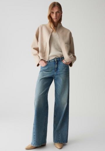 Клешеные джинсы