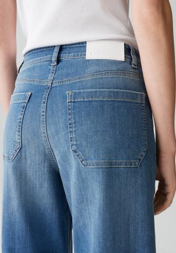 Свободные джинсы
