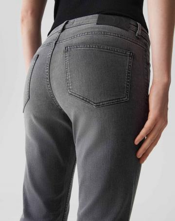 Клешеные джинсы