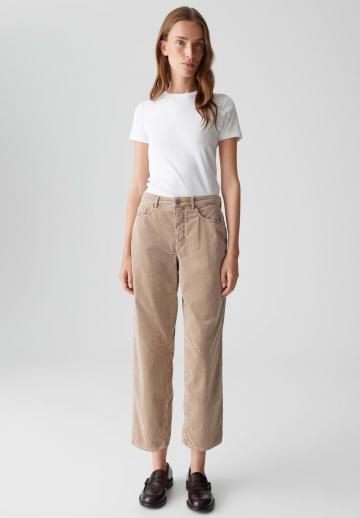 Короткие джинсы