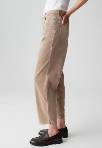 Короткие джинсы