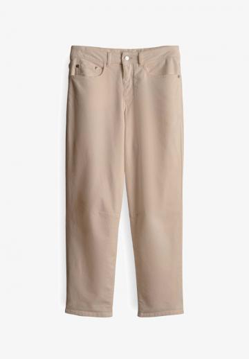 Короткие джинсы