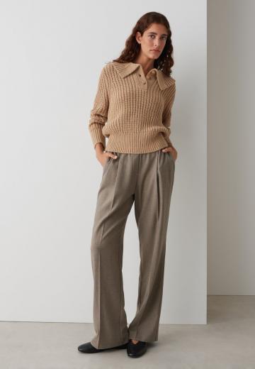 Пуловер с воротником поло