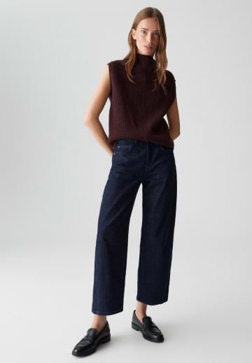 Пуловер без рукавов