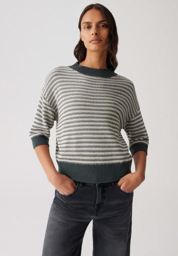 Пуловер с рукавом три четверти
