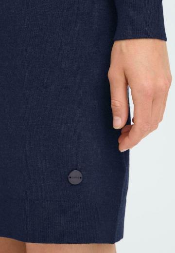 Вязаное платье