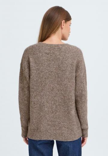 Пуловер с вырезом V