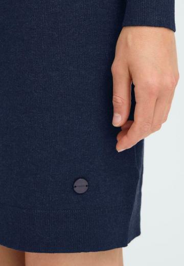 Вязаное платье