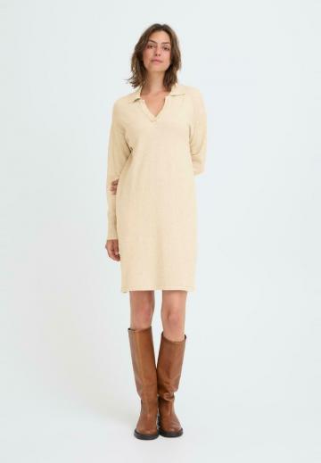 Вязаное платье