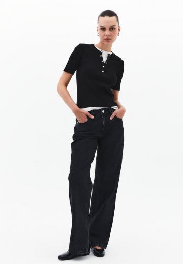 Клешеные джинсы