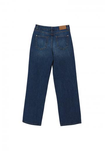 Клешеные джинсы