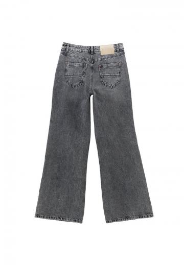 Клешеные джинсы