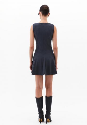 Короткое платье