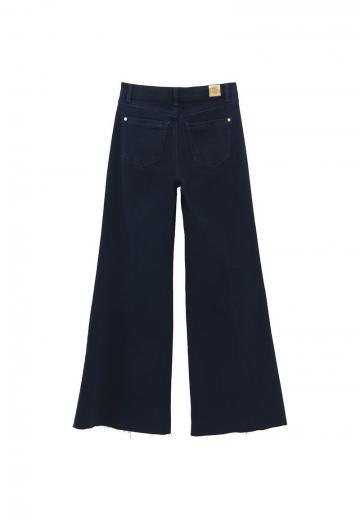 Клешеные джинсы