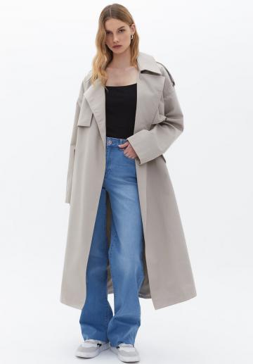 Топ на бретельках