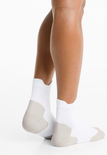 Спортивные носки