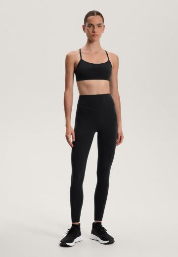 Спортивный бюстгальтер