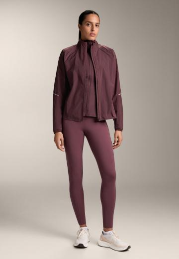 Спортивная куртка