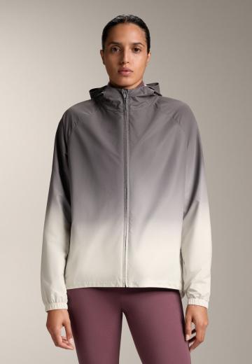Спортивная куртка