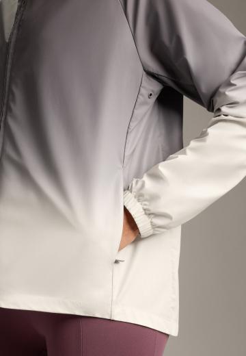 Спортивная куртка