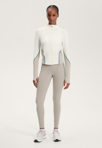 Спортивная куртка