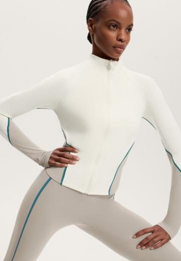 Спортивная куртка