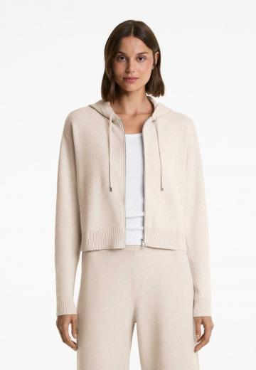 Спортивная куртка