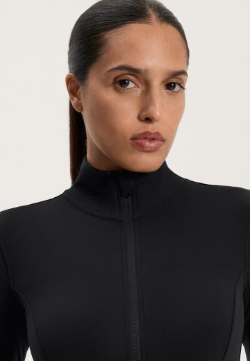 Спортивная куртка