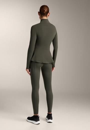 Спортивная куртка