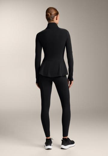 Спортивная куртка