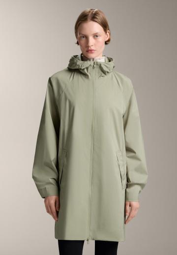 Спортивная куртка