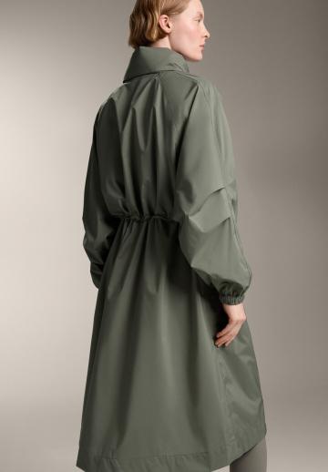 Спортивная куртка