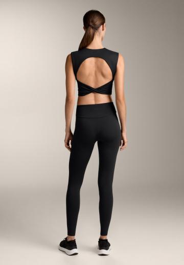 Спортивный топ