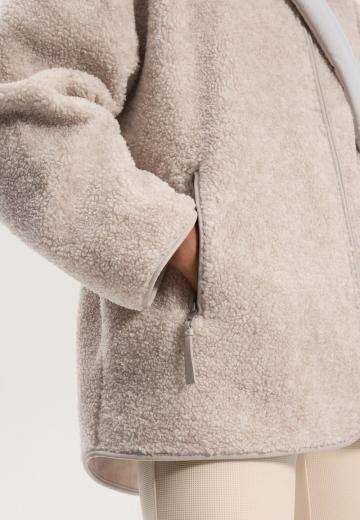 Спортивная куртка