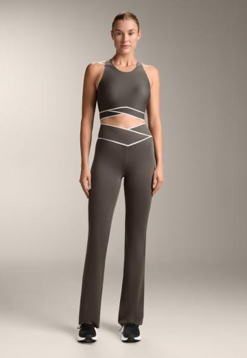 Спортивные штаны