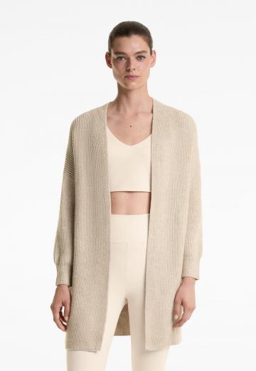 Длинный жилет