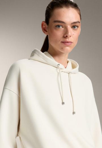 Пуловер с капюшоном